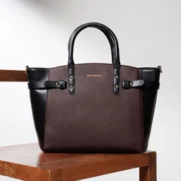 Berrylush Structured Handheld Bag image 1