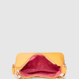 Globus Textured Baguette Bag image 4