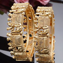 KARATCART Set Of 2 Gold-Plated Kundan-Studded Bangles-40