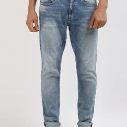 Tommy Hilfiger Men Slim Fit Low Distress Heavy Fade Stretchable Jeans-image-60