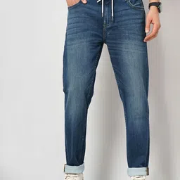 Celio Men Jean Slim Fit Mid-Rise Light Fade Clean Look Cotton Stretchable Jeans-image-16