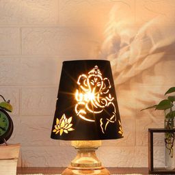 Devansh Black Textured Table Lamp image 3