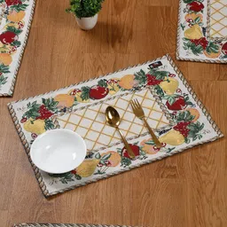 KLOTTHE Red & Yellow 6-Pieces Woven-Design Cotton Placemats-47