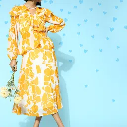 SASSAFRAS Women Lovely Mustard Floral Ruffled Top-image-47