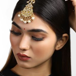 KARATCART Gold-Plated & Kundan Studded Maangtikka image 4