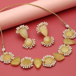 SOHI Gold-Plated Yellow Stone Studded Jewellery Set-image-30