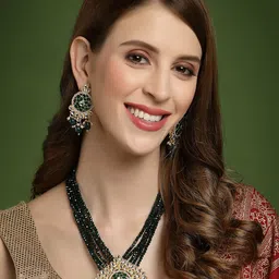 PANASH Gold-Plated Green Kundan-Studded & Pearl Beaded Jewellery Set-46