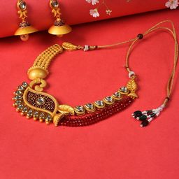 SOHI Gold-Plated Red Stone-Studded & Pearl Beaded Jewellery Set-9