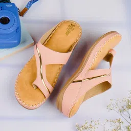 The Roadster Lifestyle Co. Nude Pink & Gold-Toned Stitch Detail One Toe Flats-image-5