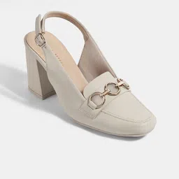 LEMON & PEPPER Round Toe Block Heeled Pumps-1