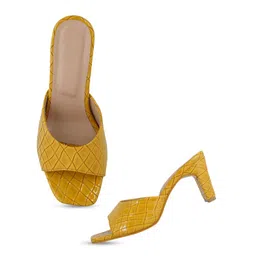 SAPATOS Textured Open Toe Block Heels image 2