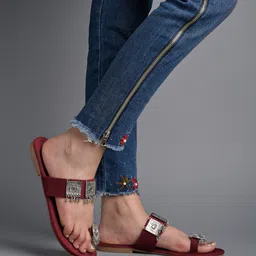 Shoetopia Women Ethnic Embellished One Toe Flats-image-76