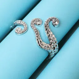 SOHI Silver-Plated Stones Studded Squid Arms Cuff Bracelet-12