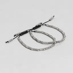 EL REGALO Silver-Toned & Black Textured Beaded Anklets image 2