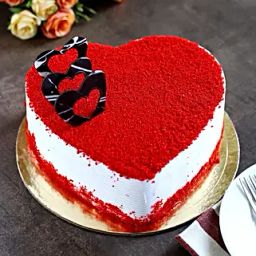 Red Velvet Heart Cake Half Kg-8