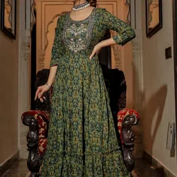 Divena Women Green Ethnic Motifs Printed Mirror Work Anarkali Kurta-picture-23