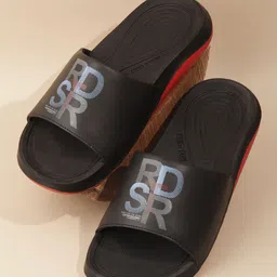 The Roadster Lifestyle Co. Men Black Graphic Printed Leather Slider-14