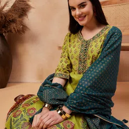 Anouk Ethnic Motifs Printed Regular Gotta Patti Pure Silk Kurta With Trousers & Dupatta image 1