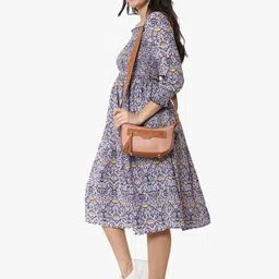 Carlton London Pink Structured Hobo Bag with Tasselled-57