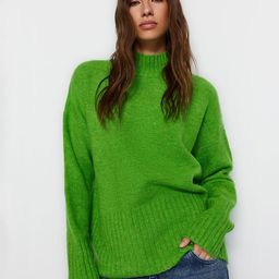 Trendyol Turtle Neck Pullover Sweater-image-23
