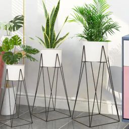 Black Metal Diamond Base Floor Planter with White Pot (Set of 3) By Homesake-picture-19