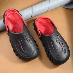 HRX by Hrithik Roshan Red Men Self Design Clogs-picture-14