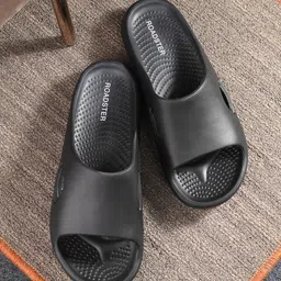 The Roadster Lifestyle Co. Men Black Flip Flops-picture-17