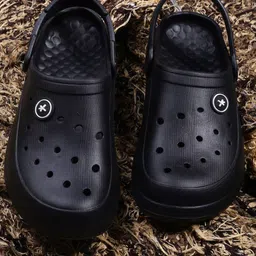 HRX by Hrithik Roshan Men Black Rubber Clogs-picture-57