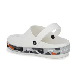Campus Men Printed Clogs image 3