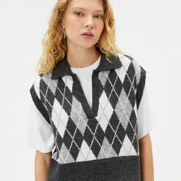 Koton Checked Sleeveless Shirt Collar Pullover-31