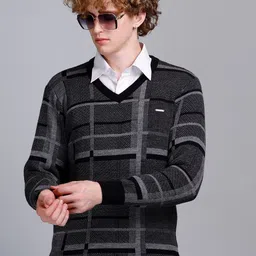 GODFREY Men Black & Grey Checked Woollen Pullover-image-76