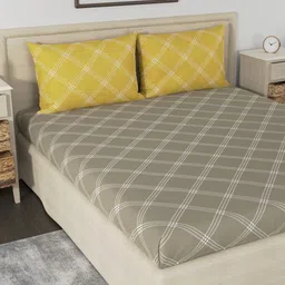 Huesland Aspire Grey & Yellow Geometric 186 TC Cotton King Bedsheet With 2 Pillow Covers-image-59