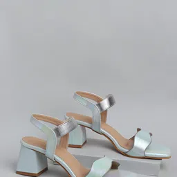 ICONICS Block Heels-36