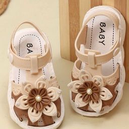 Yellow Bee Girls Elegant Floral Open Toe Flats-31