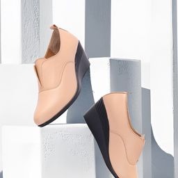 Bella Toes Women Cream-Coloured Work Wedge Pumps-3
