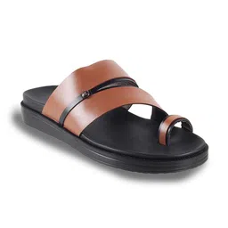 Mochi Men Textured Leather Comfort Sandals-31