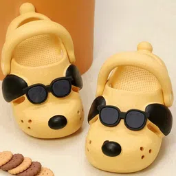 Yellow Bee Boys Self Design Clogs-55