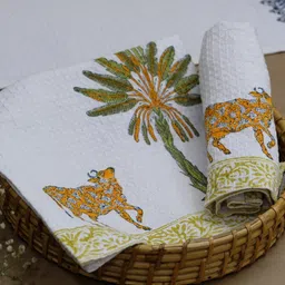 DESIGN GAATHA Off White & Green Palm & Cow Block Printed Cotton Hand Towel image 1
