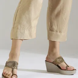 Inc 5 Women Gold-Toned Wedge Sandals-31