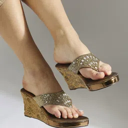 Inc 5 Women Gold-Toned Antique Embellished Ethnic Wedge Sandals-10