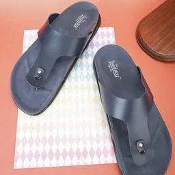 Roadster Men Faux Leather Casual Slip On Comfort Sandal-image-95