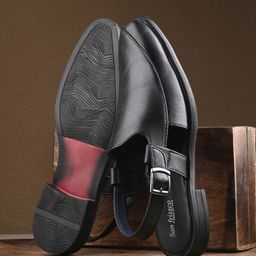 San Frissco Men Textured Shoe-Style Sandals-picture-37
