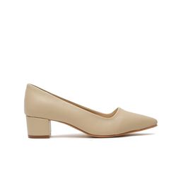 Flat n Heels Textured Pointed Toe Kitten Pumps image 2