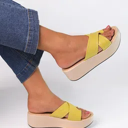 Monrow Yellow PU Flatform Sandals-17