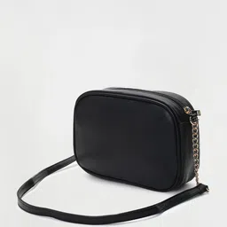 max Structured Sling Bag With Quilted image 4