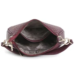 Exotic Textured Structured Handheld Bag with Quilted image 5