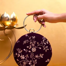 ARTKLIM Embroidered Box Clutch image 1