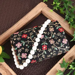 gaura pakhi Embroidered Purse Clutch-22