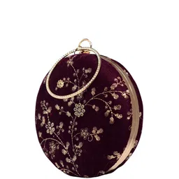 ARTKLIM Embroidered Box Clutch image 3