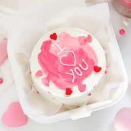 Cupid's Delight Bento Cream Cake (200 Gm)-image-3